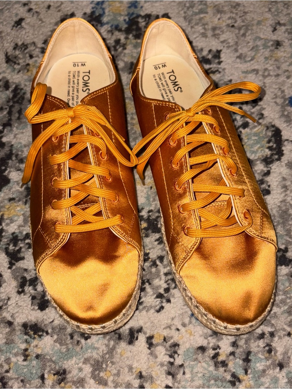 NEW TOMS Lena Sunflower Satin Sneakers